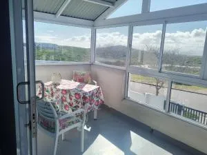 Studio on Atlantic - دارلينغ