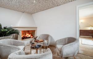 Amazing Home In Praznica With Sauna