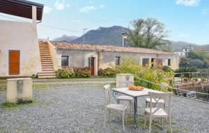 Nice Apartment In Santa Lucia Del Mela