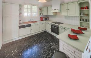 Awesome Home In Roquebrun