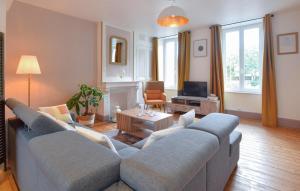 Cozy Apartment In Cherbourg-En-Cotentin
