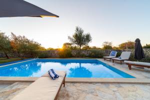 NEW! Holiday home Maša with heated pool near Krka national park