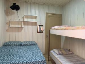 Fique a poucos passos do Centro e da Praia - Jô