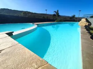 Éclat du Lagon ! Appart T3 avec Piscine, Terrasse et Vue Mer à Saint-Gilles Les Bains, Proche des Plages - La Saline
