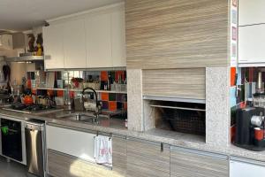 Seu Lar fora de casa, em Curitiba