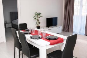 Silver Moon Residence 3