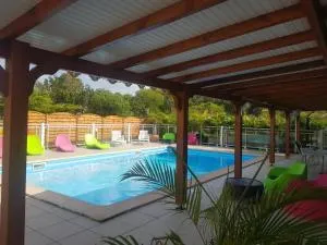 Maison charmante à Le Moule avec piscine partagée - Fonds dʼ Or