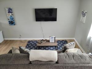 Davenport Dwellings 14-3Bd 2Bath in Midtown