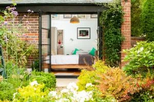 Bosham - private and self-contained double garden room - 西威特灵