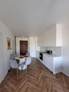 Golden River Apartament