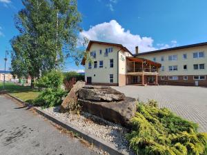 Agrohotel Tri Brezy