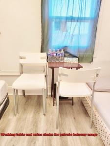 Cheap Family Stay with Netflix, Private Balcony and Perks