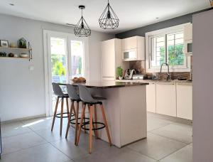 Belle villa avec piscine vue montagne à 10 mn de la mer à Argeles