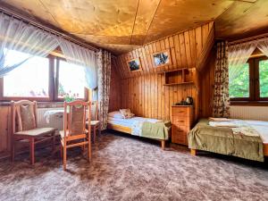 Buńdówka- Pokoje Gościnne - Zniżki na Termy - Stoki narciarskie - Śniadania