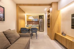 Conforto e vista mar na quadra da praia de Copa