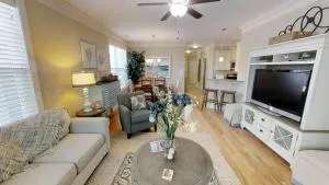 Condo steps from the Marsh Walk - Murrells Inlet