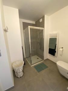 Studio Hakuna Matata Disney 5 min Parking