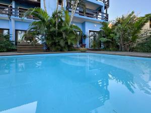 Ampla Casa com piscina a 100m da Praia da Vila Nova - IMB001