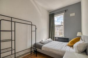 4 Bedroom Dalston Apartment