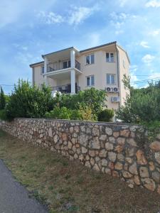 Family and pet friendly apartment Frankopan Croatia 