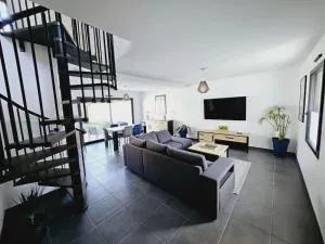 ROUEN DROITE MAISON INDIVIDUELLE 4 CHAMBRES et 1 GARAGE - 蒙蒂尼