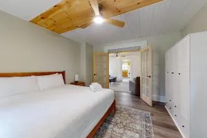 Finger Lakes Escape - فيكتور