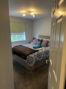 5 minutes to Glasgow airport