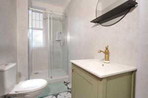 Stylish Fringe Flat Near Leith Walk Fast Wi-Fi & Self Check-In