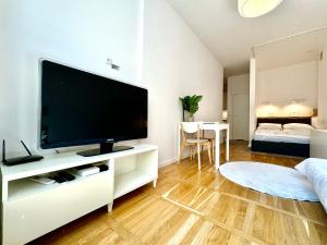 Rustic Old Town Studio