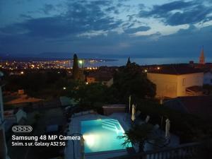 Seaview apartment