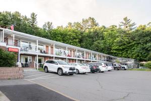 TiltonLodge Inn & Suites