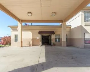 Quality Inn & Suites - Rosemount