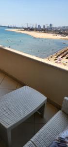 armandos apartment front on the sea