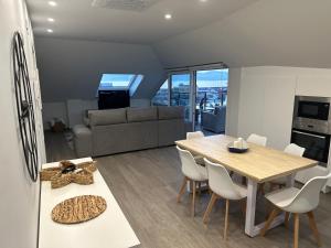 Ático mirando o mar