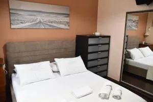 4A House Athens Escape - Kaisarianí