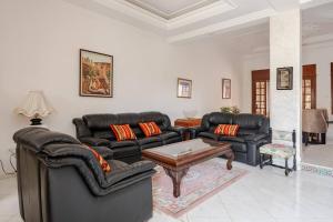 Spacious Harhoura Villa: Perfect for Families (5min to Beach)