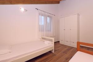 Apartments for families with children Risika, Krk - 23388