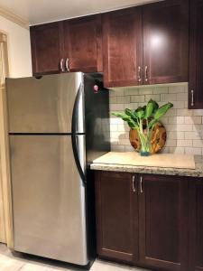 Adorable Private Stay with Garden View in Richmond