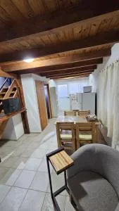 Avistaje - 迪娜·瓦皮