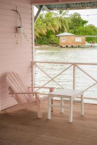 La Caribena Beach House- Bocas del Toro, Isla Colón, Panamá