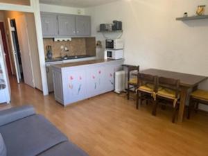 Appartements Studio cosy a Pra-Loup 1600 - 4 pers, balcon, casier a ski - FR-1-165A-191 : photos des chambres
