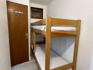 Appartements Appartement 2 pieces avec parking, pres des pistes - 5 couchages - FR-1-603-103 : photos des chambres