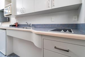 Aubyn Court Spa Motel