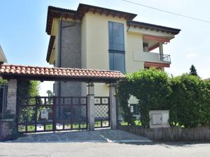 Apartment in a prime location on Lake Maggiore