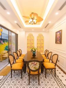 Villa Indochine 5 ngủ - Sun Grand Bay - Trung Tâm Bãi Cháy