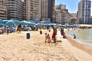 شقة للايجار اليومى فى اميز موقع على كورنيش الاسكندرية فى منطقة سيدى بشر Apartment for daily rent in an excellent location on the Alexandria Corniche in the Sidi Bishr area