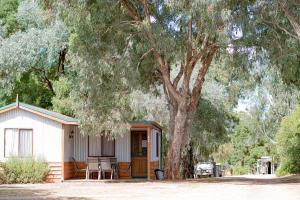 Mansfield Lakeside Caravan Park