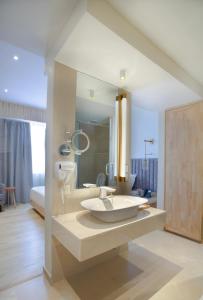 Patan Square - Patan Durbar Square to Hotel 2 Km, Lalitpur, Kathmandu