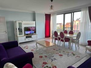 Plaja yakın konforlu aile yuvası