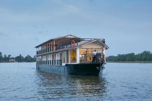 Houseboats by DAE - Colombo